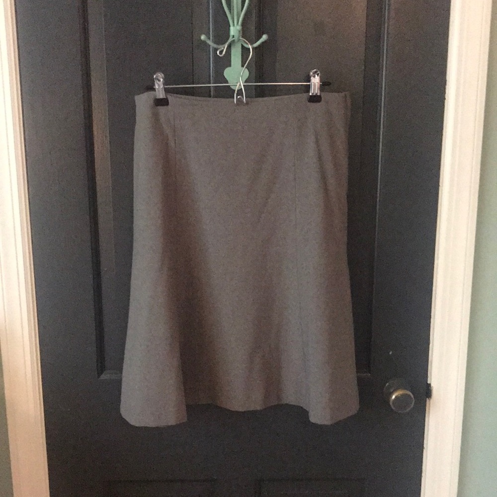 Gap flip skirt in Grey Wool